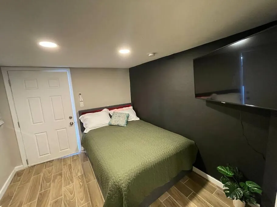 New Midtown Studio With Full Kitchen Phoenix USA